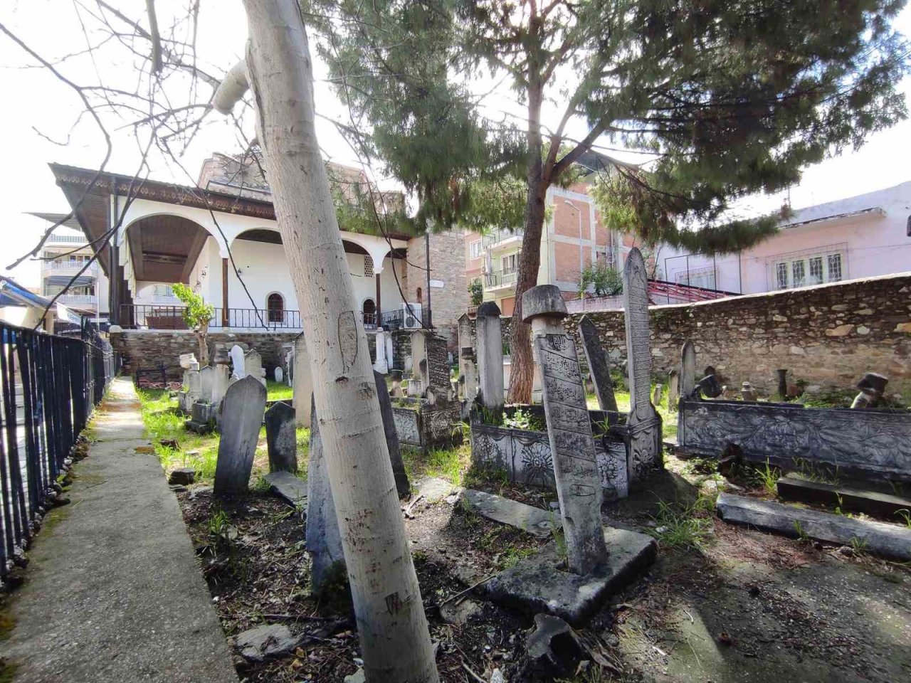 Tarihi camii, mimarisiyle dikkat çekiyor