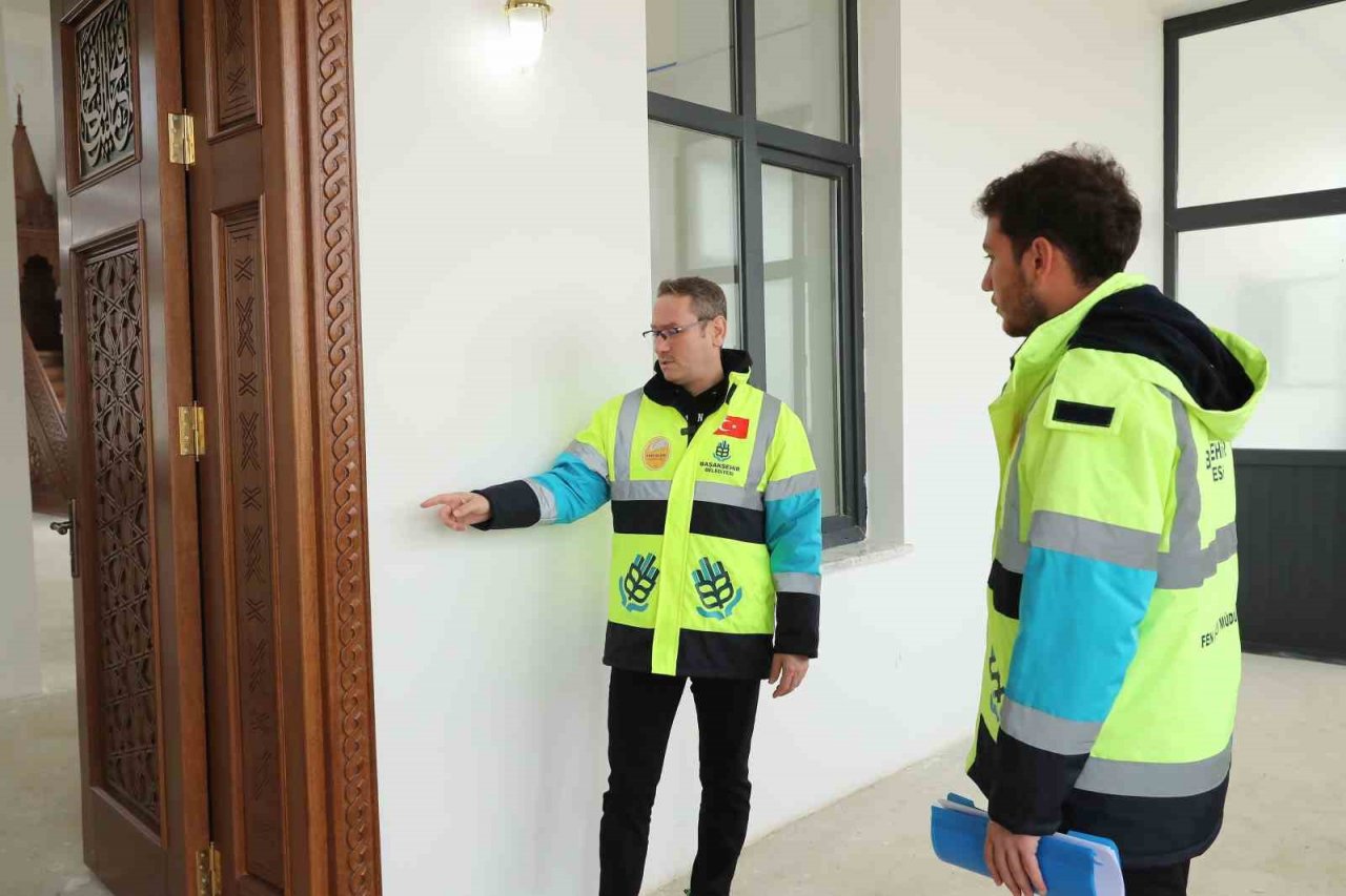 Başakşehir’de Estonşehir Camii’nin açılışı için gün sayıyor