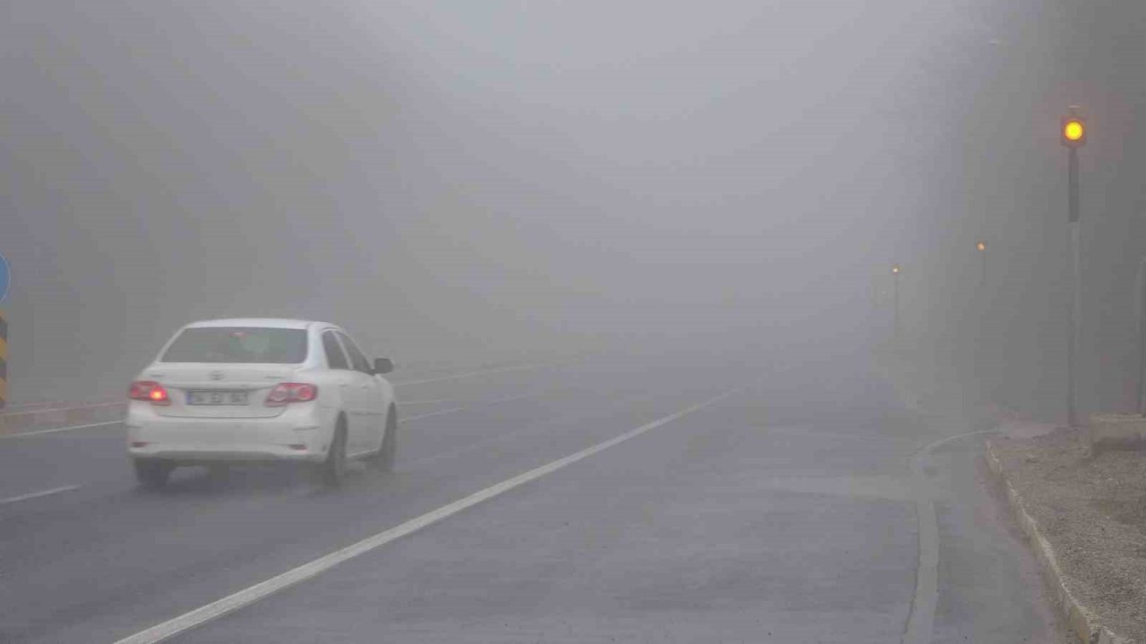 Bolu Dağı’nda göz gözü görmüyor