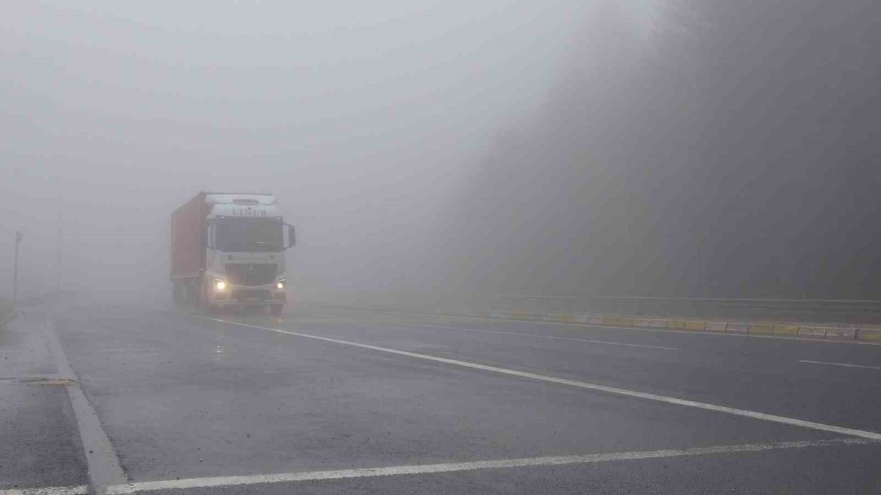 Bolu Dağı’nda göz gözü görmüyor