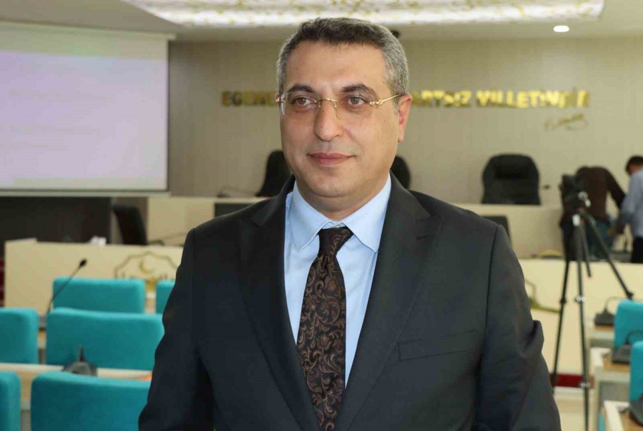 Büyükşehir Belediyesi Meclis Başkanlığına Serdar Şeyhanlı seçildi