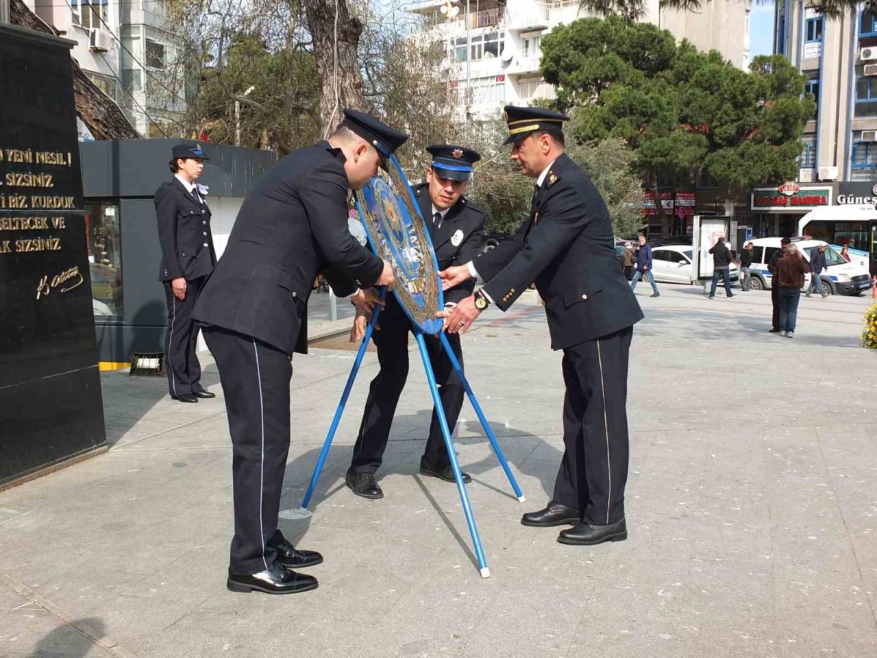 Burhaniye’de Polis Teşkilatının 178. Yılı kutlandı