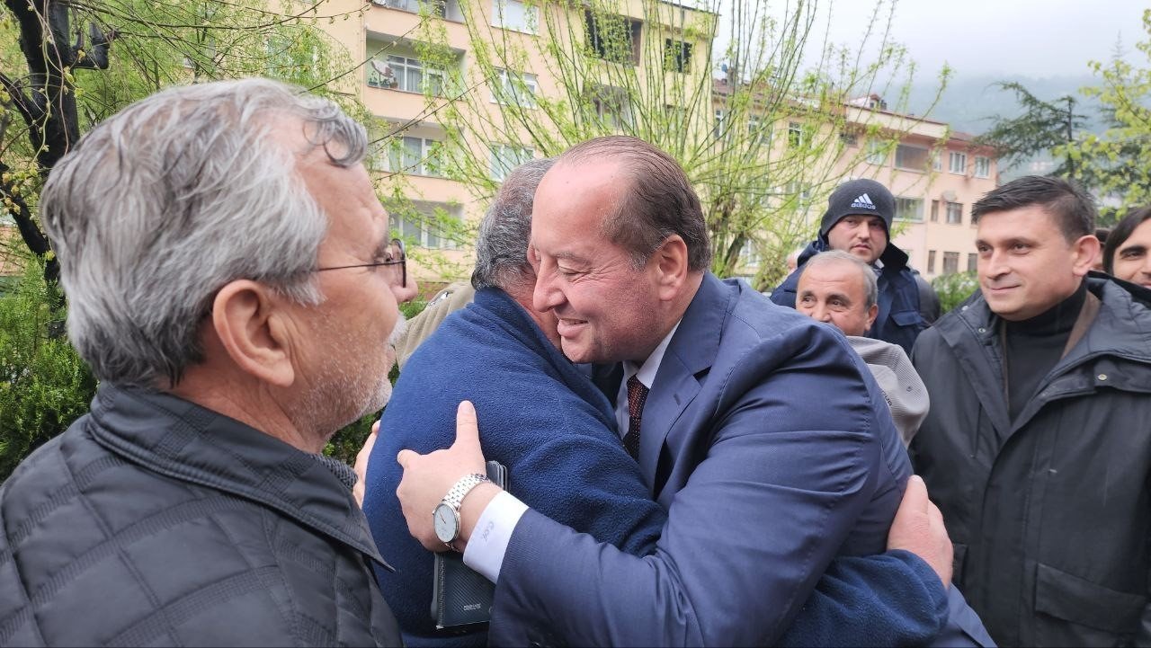 Milletvekili Adayı Akay çalışmalara hızlı başladı