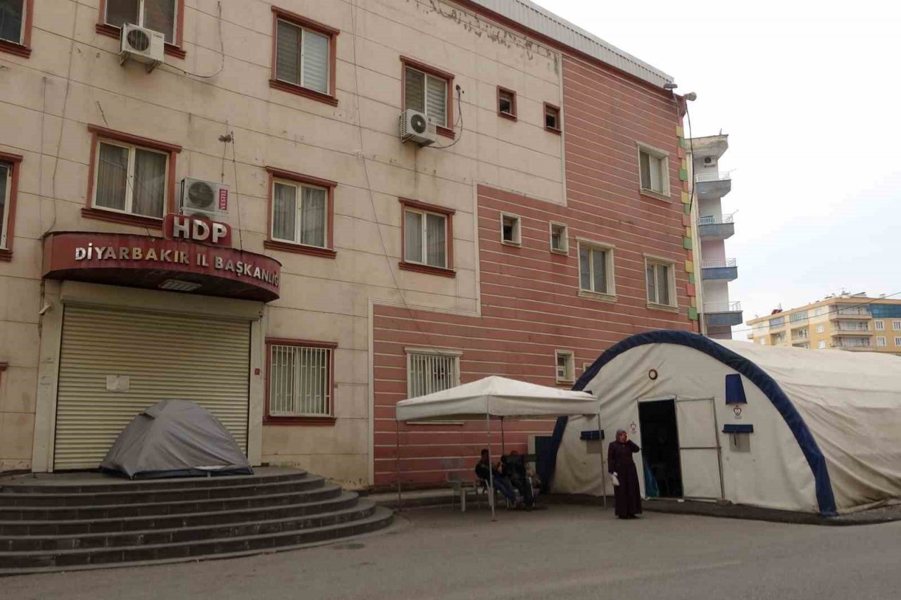 Evlat nöbetindeki Güzide Demir: “Oğlumun hayallerini çaldılar”