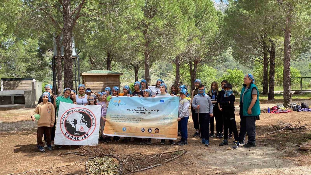 Datça’da orman yangınlarına farkındalık için yürüdüler