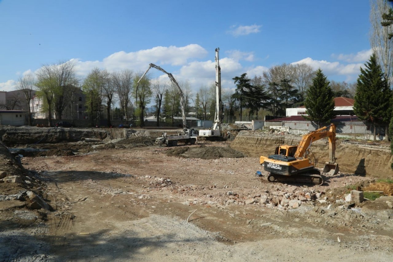 Gölcük’e yeni hükümet konağı