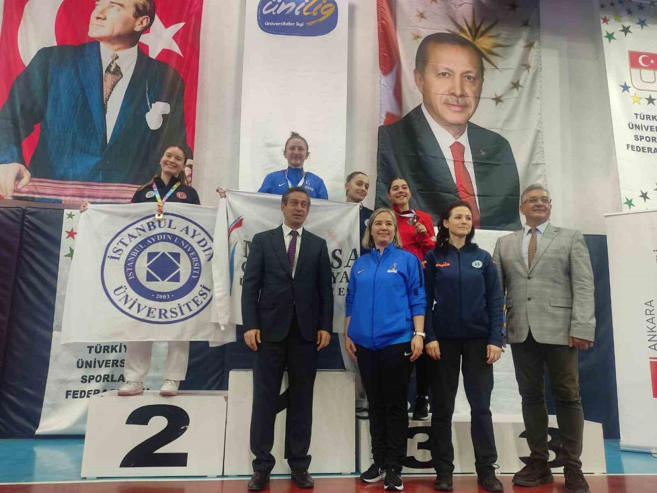 Düzce Üniversitesi’ne 2 madalya daha