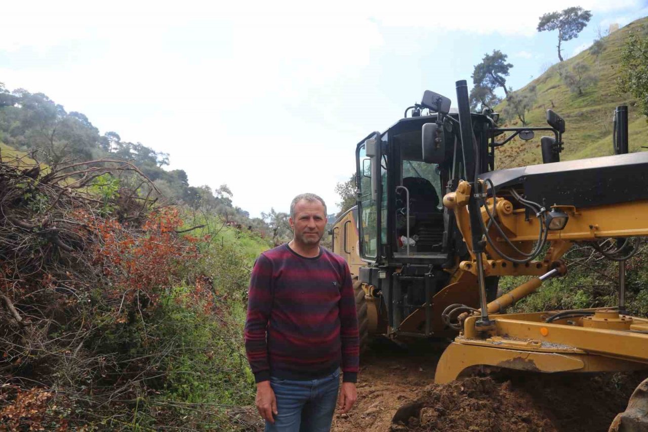 Efeler Belediyesi kapanan yolları açtı