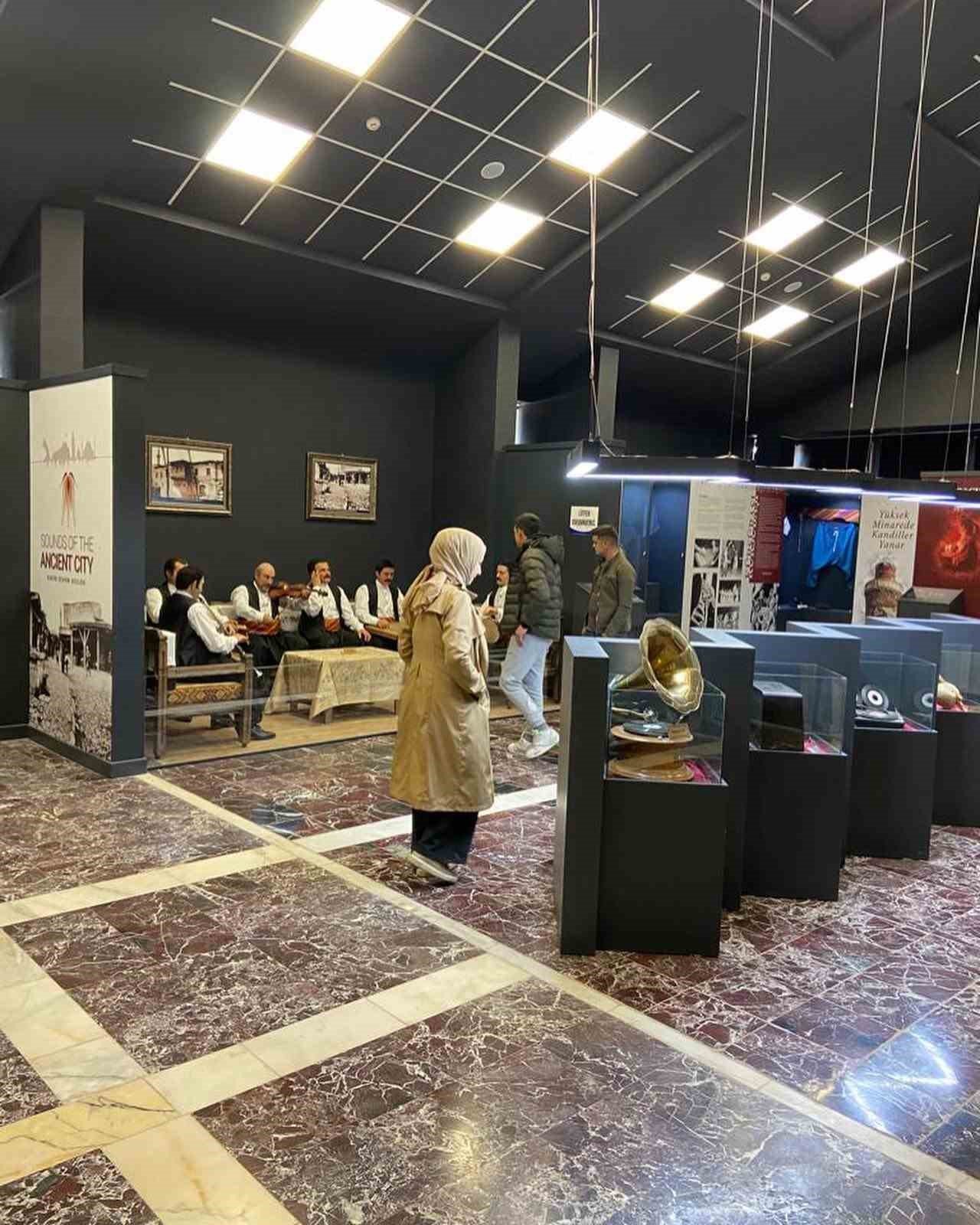 Elazığ Harput Musiki Müzesine vatandaşlardan yoğun ilgi