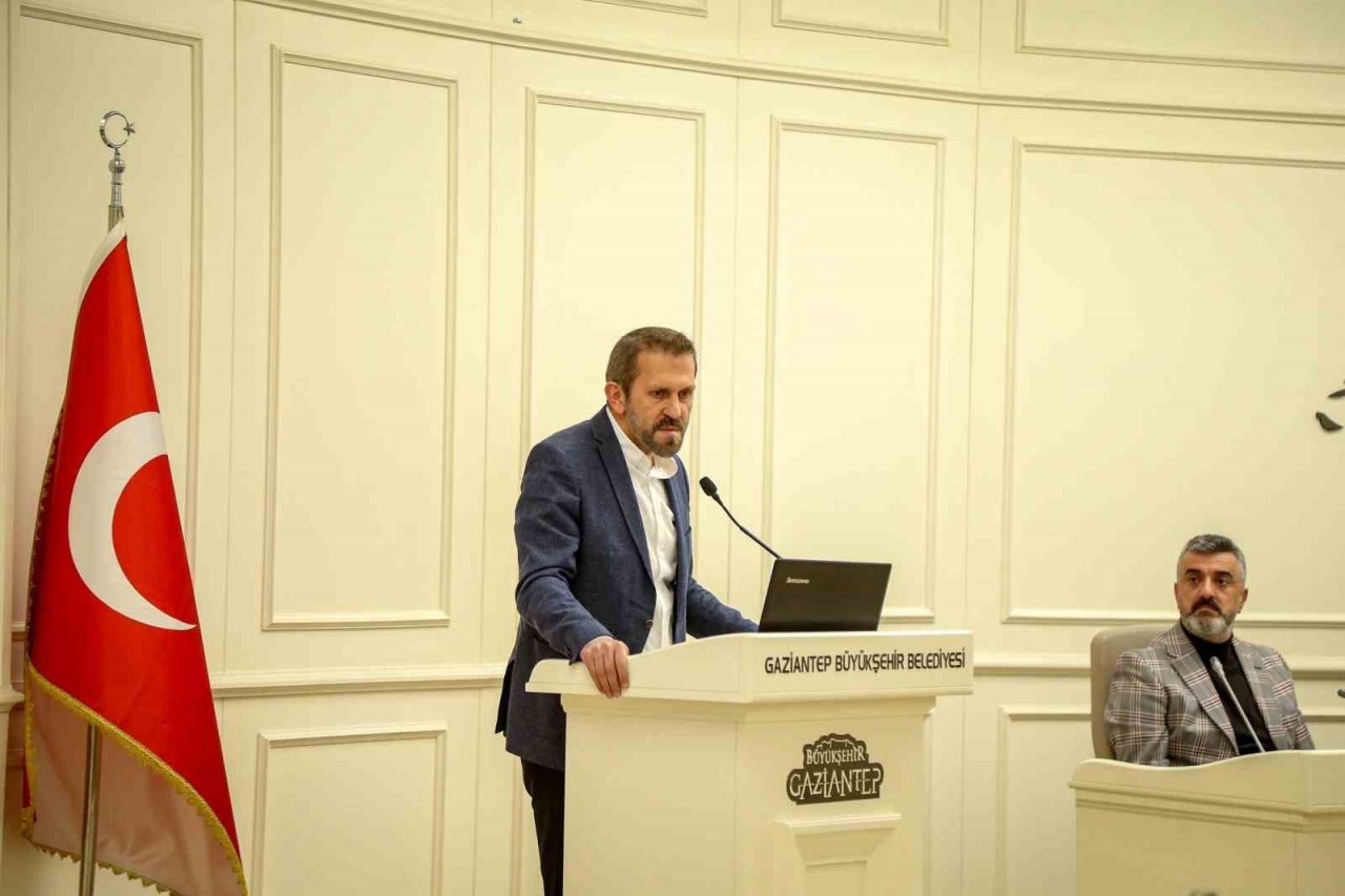Büyükşehir meclisinin gündemi depremzedeler oldu