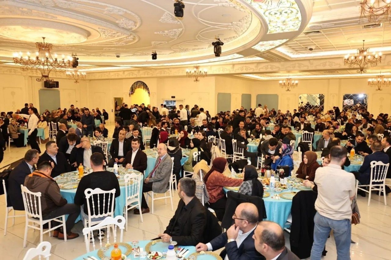 Gebze Belediyesi’nde en düşük maaş 15 bin TL