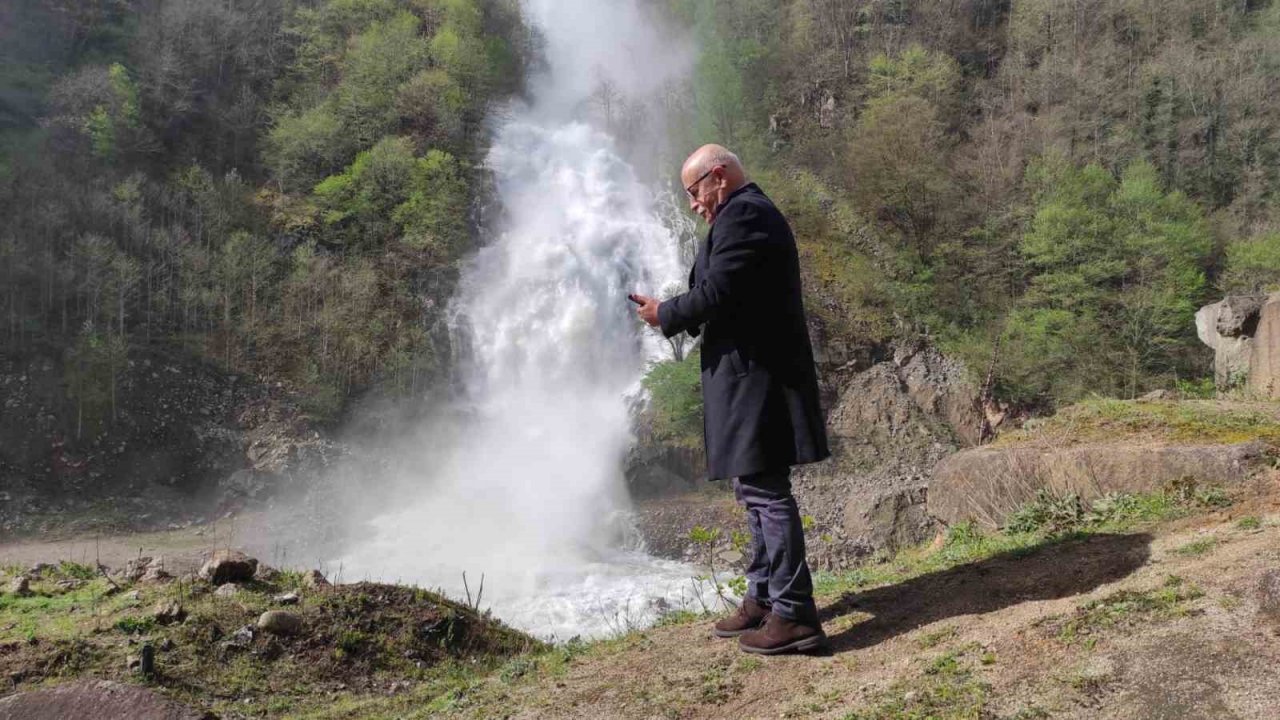 Giresun’da yapay şelale ilgi görüyor