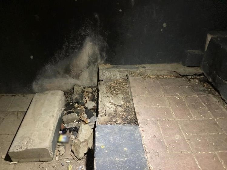 Madde bağımlılarından bıkan mahalle sakinleri parka ışıklandırma istiyor