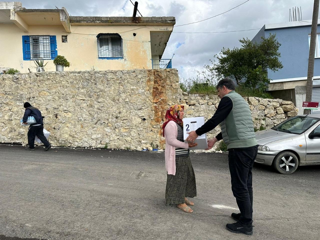 Başkan Kocaman, çadırda gönül sofrasına konuk oldu
