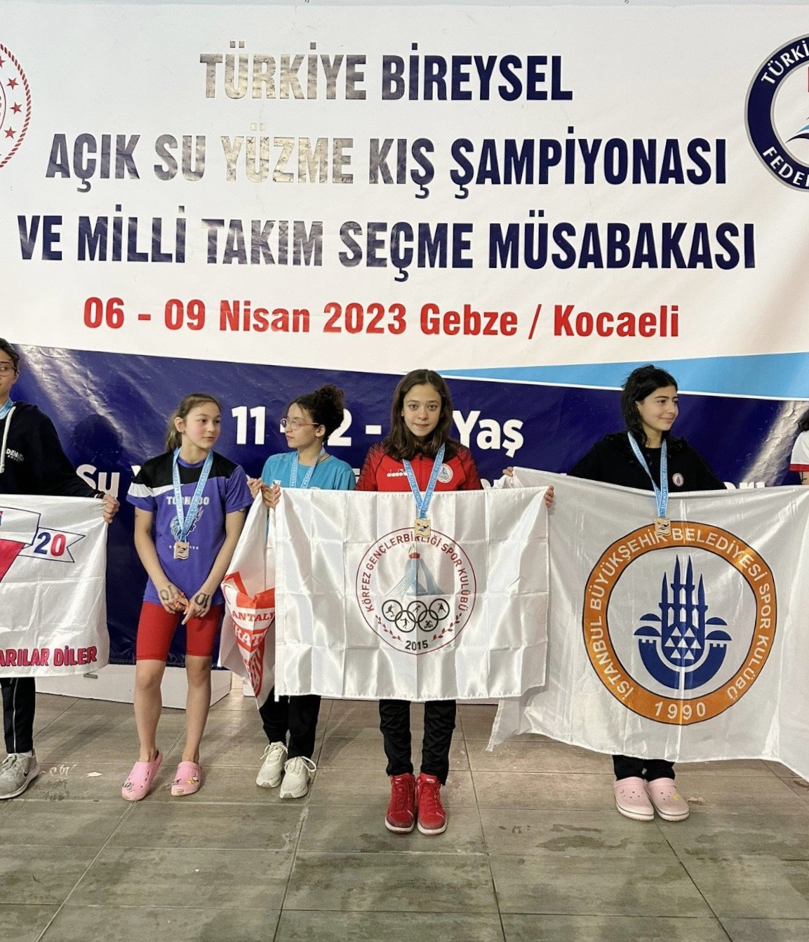 Körfezli yüzücüler milli takım kamp kadrosuna seçildi