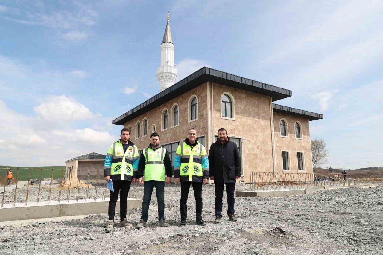 Başakşehir’de Estonşehir Camii’nin açılışı için gün sayıyor