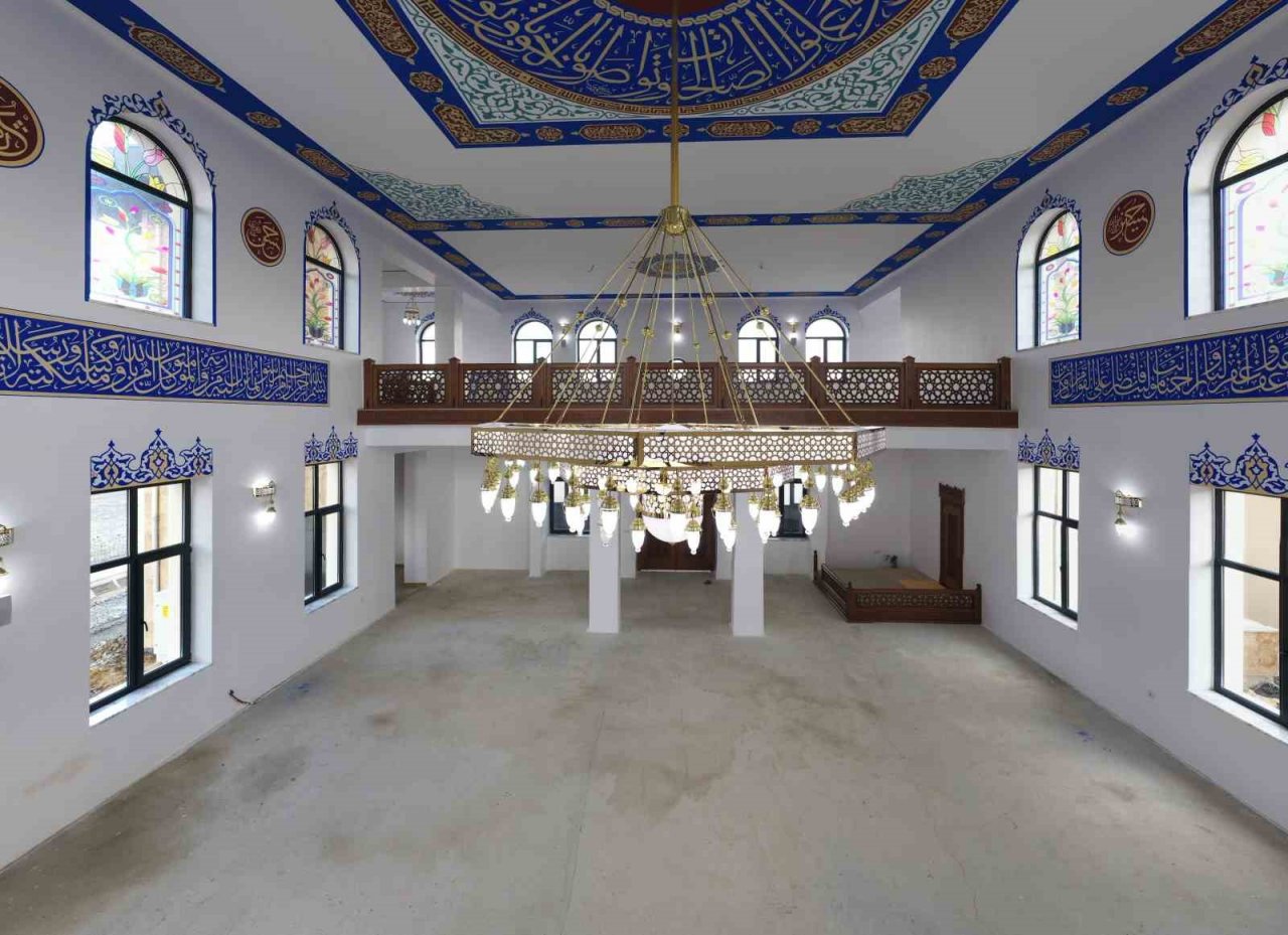 Başakşehir’de Estonşehir Camii’nin açılışı için gün sayıyor