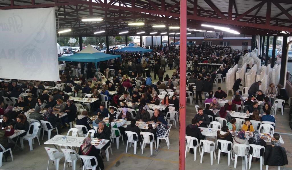 Nazilli’de 5 bin kişi aynı sofrada buluştu