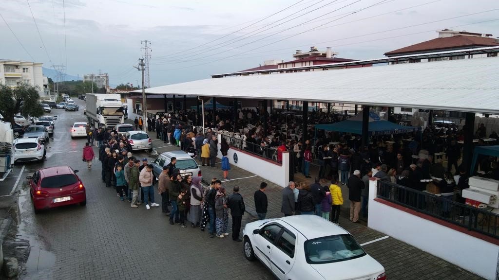 Nazilli’de 5 bin kişi aynı sofrada buluştu