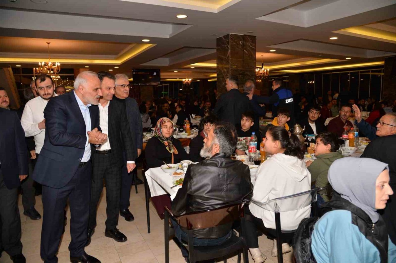 Başkan Zorluoğlu Maçkalılar ile iftarda buluştu