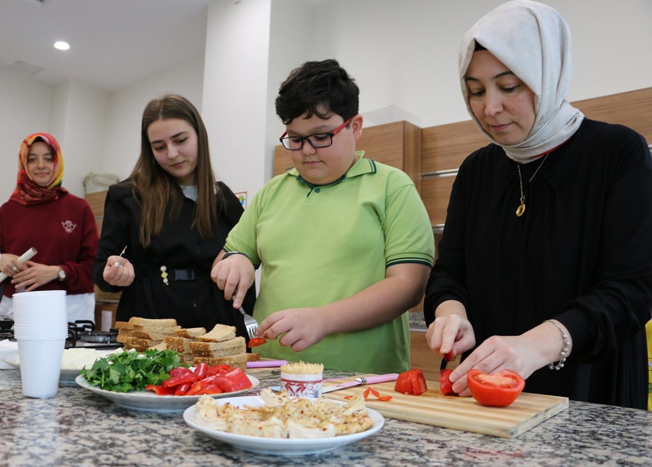 SGM öğrencileri sağlıklı beslenmeye dikkat çekti