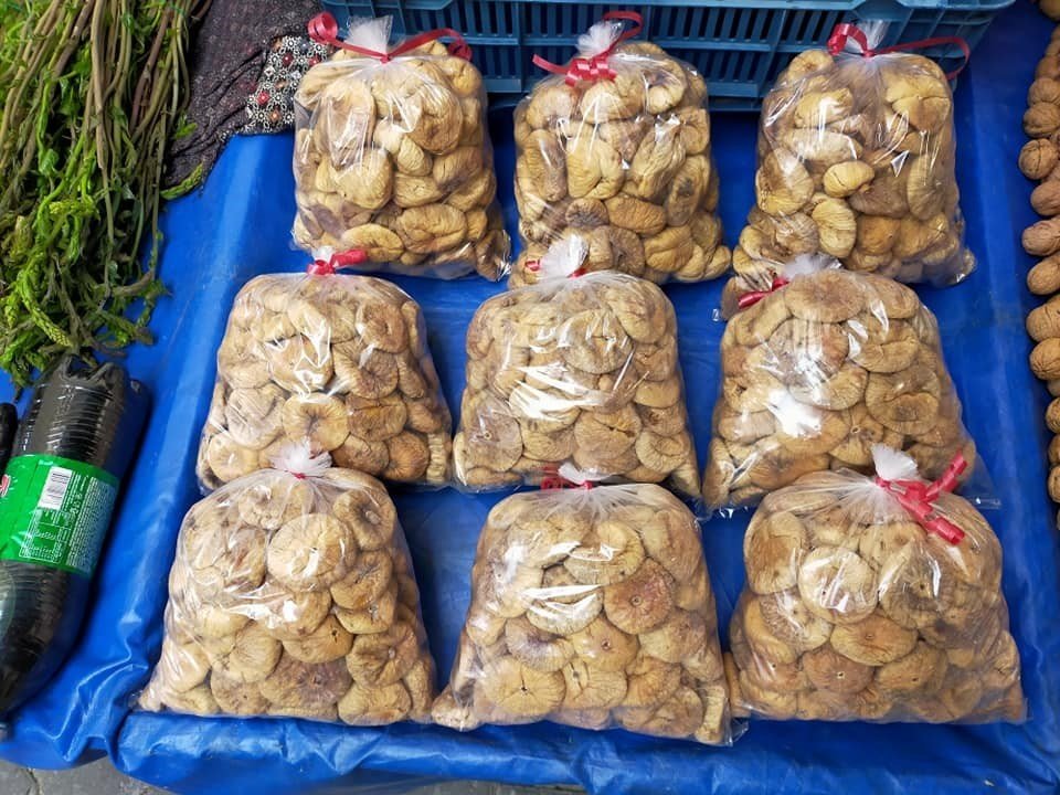 Aydınlıların sağlık deposu incir, pazarların vazgeçilmezi oldu