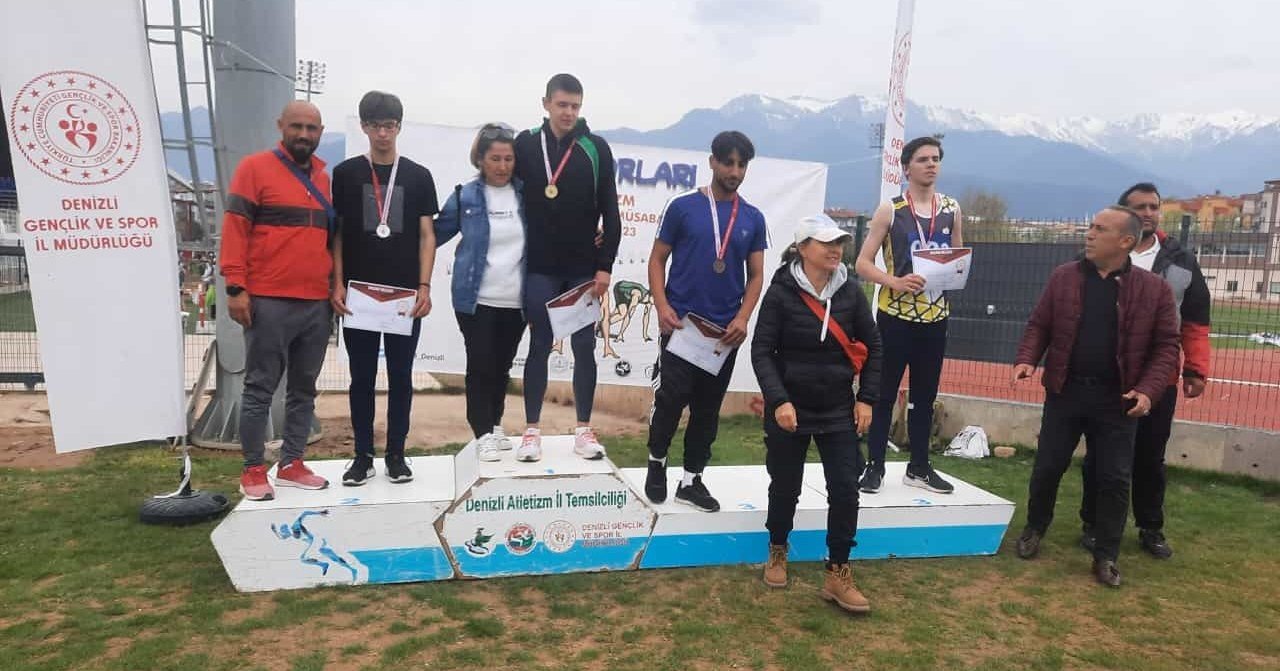 Aydınlı sporculardan madalya şöleni