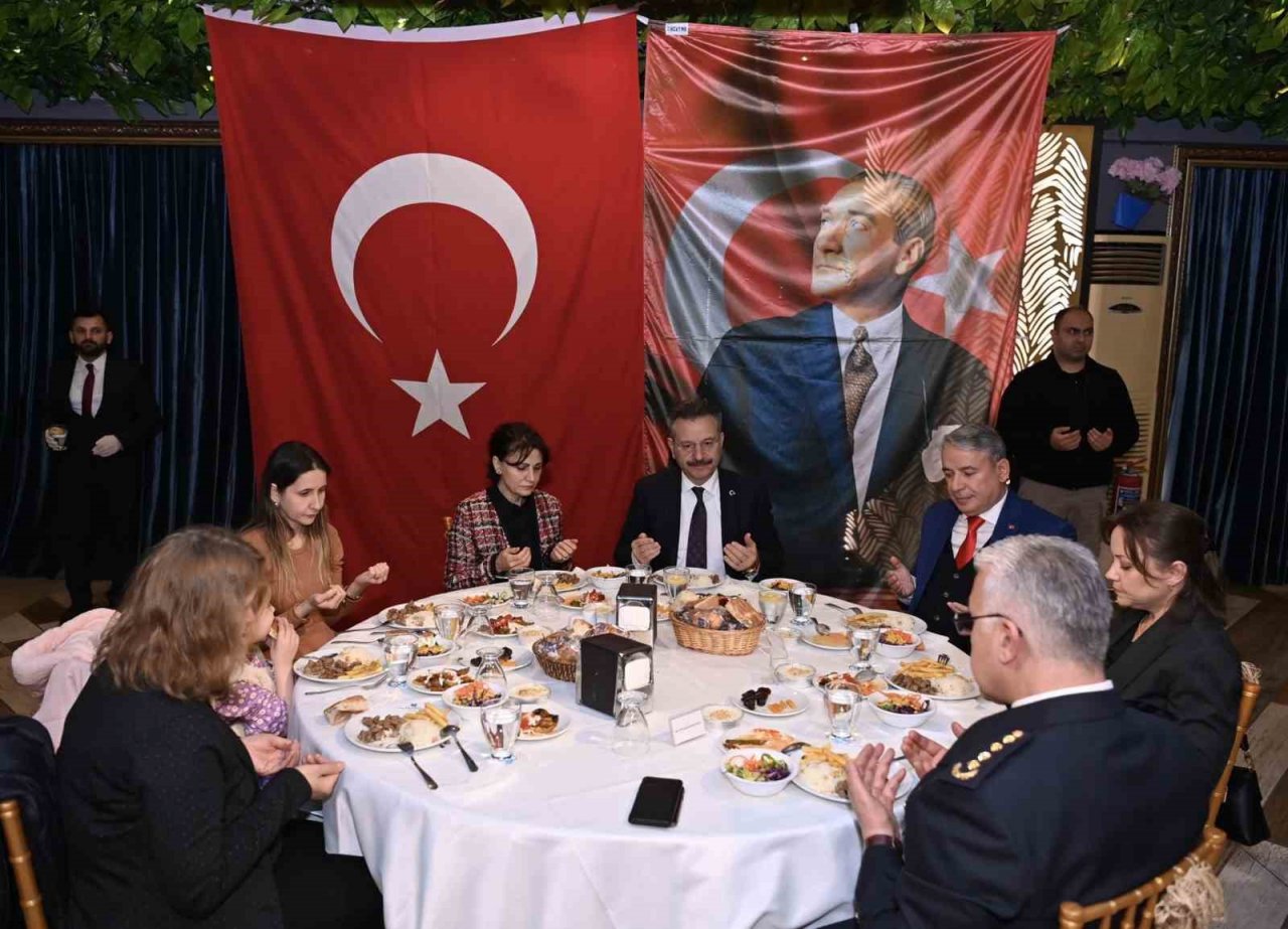 Aydın’da şehit aileleri, gazi ve gazi yakınları iftarda buluştu