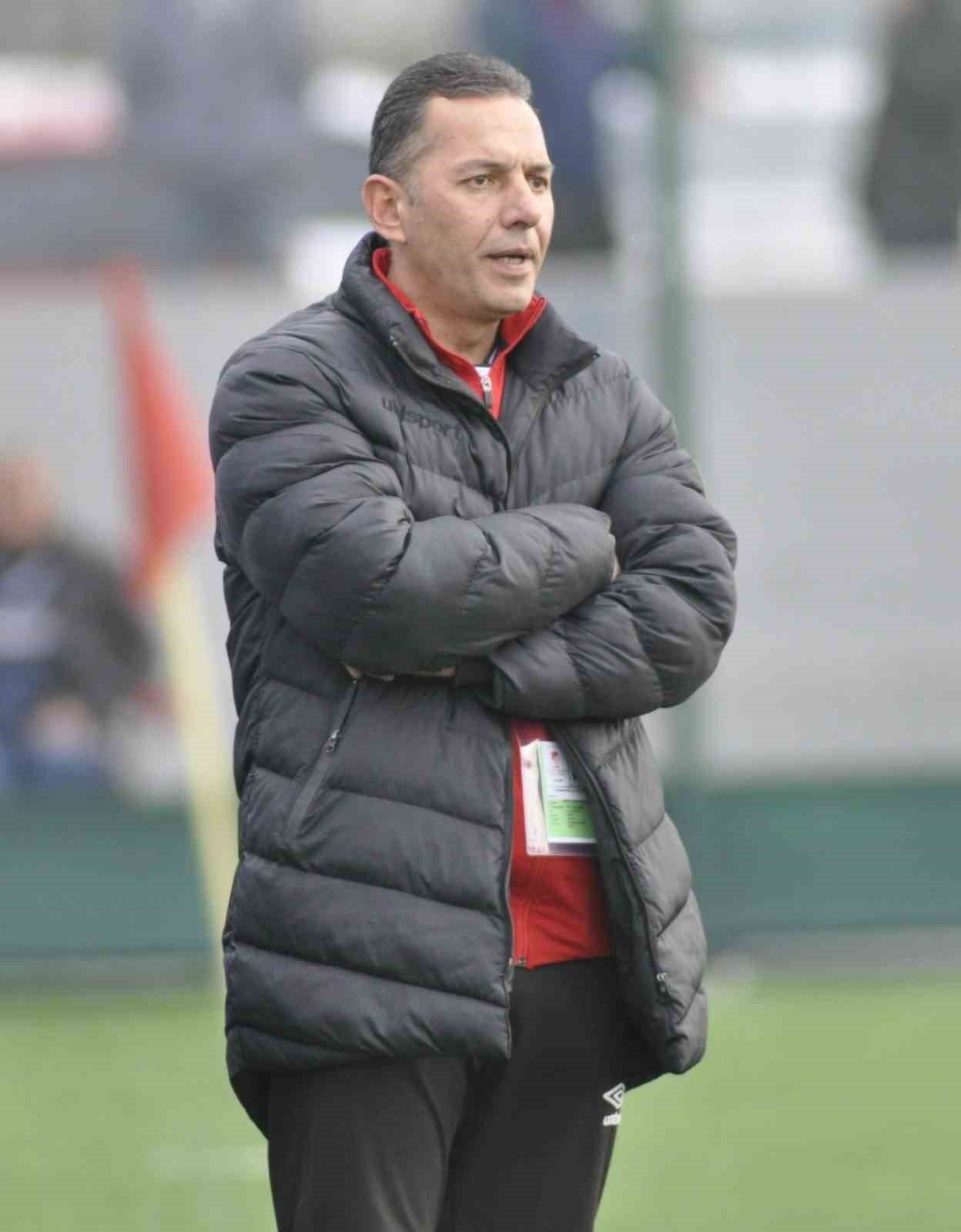 Başakpınarspor Antrenörü Rasim Aykurt: