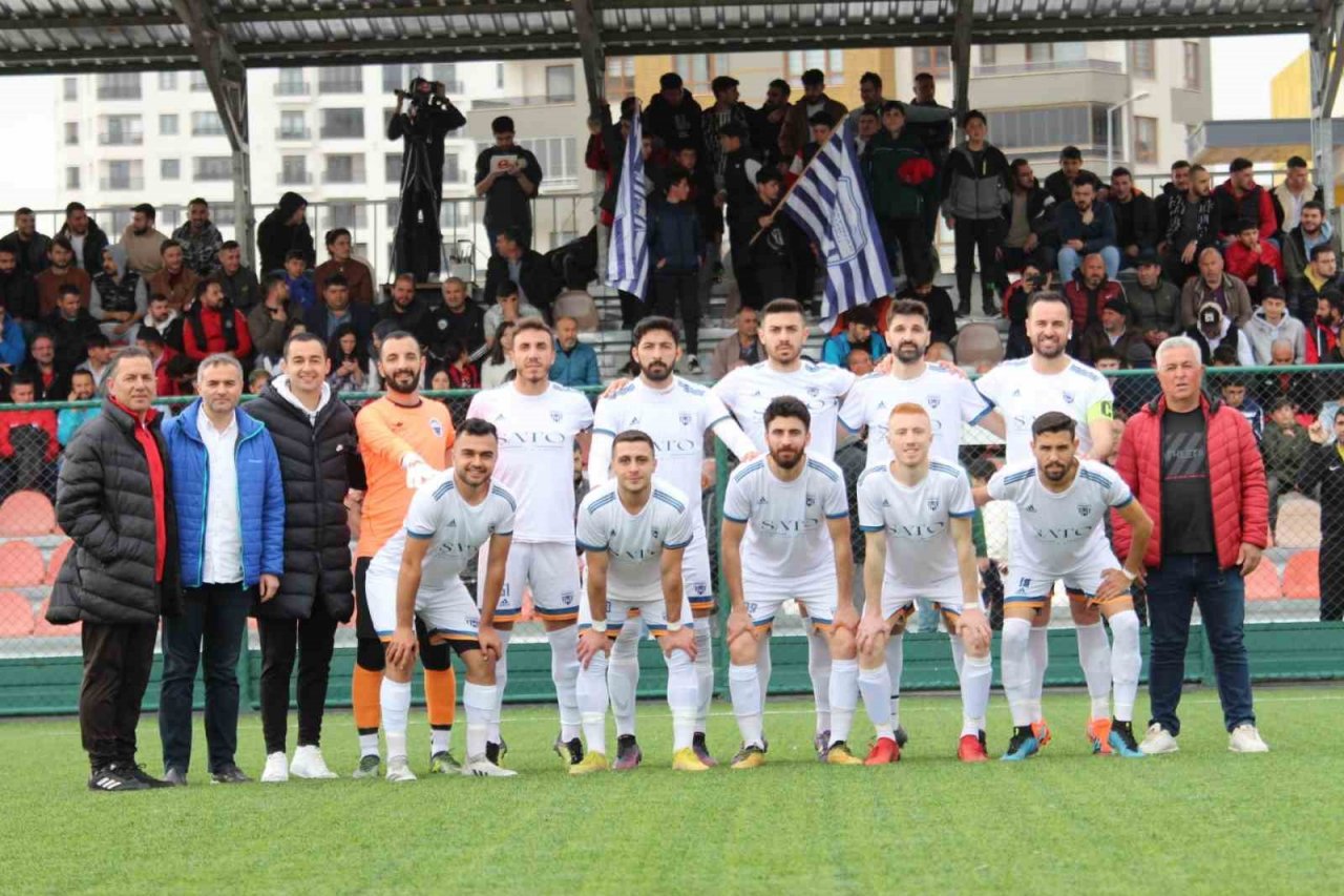 Başakpınarspor Antrenörü Rasim Aykurt: