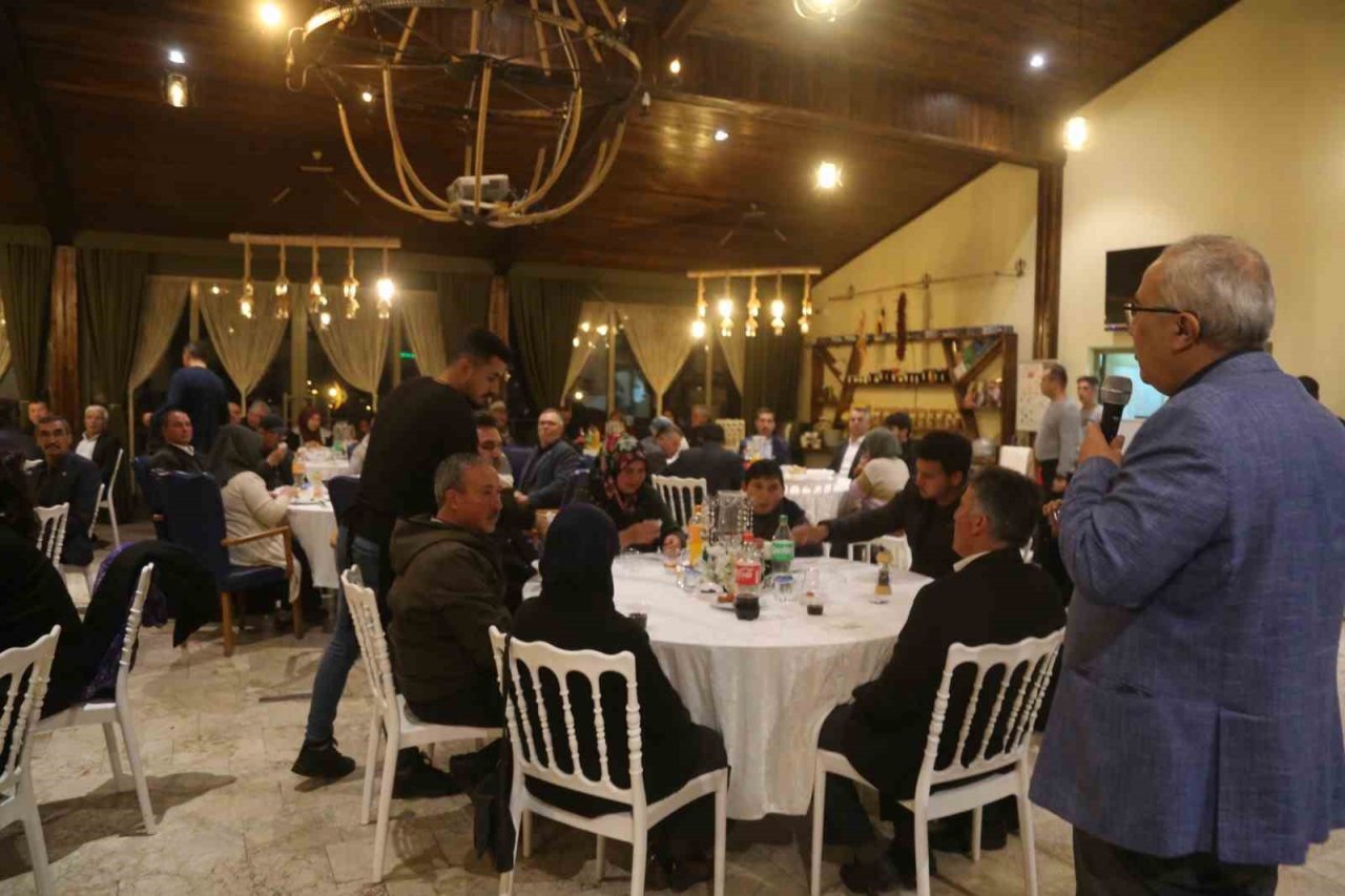 Çamelili muhtarlar gönül sofrasında buluştu
