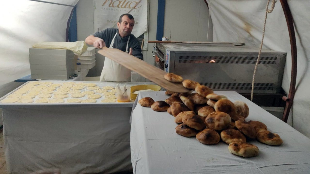 Gönlü el vermedi, Rize’de ki fırınını deprem bölgesine taşıdı