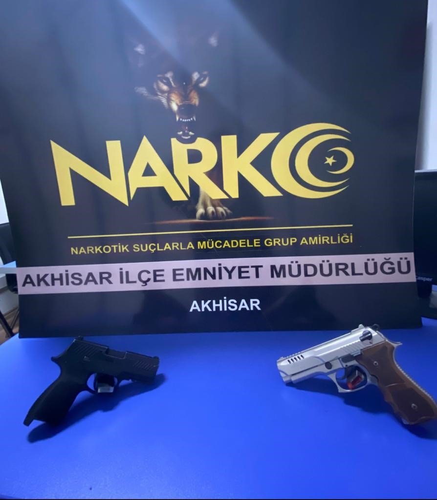 Manisa’da uyuşturucu operasyonlarında 2 tutuklama