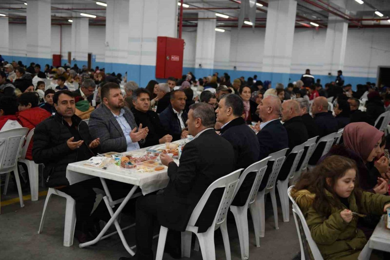 Esenyurtlular ‘Halil İbrahim’ sofralarında buluşuyor