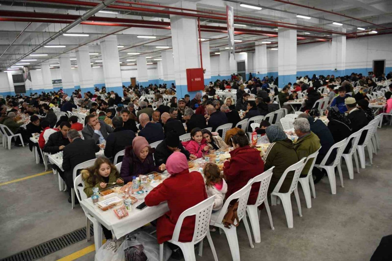 Esenyurtlular ‘Halil İbrahim’ sofralarında buluşuyor