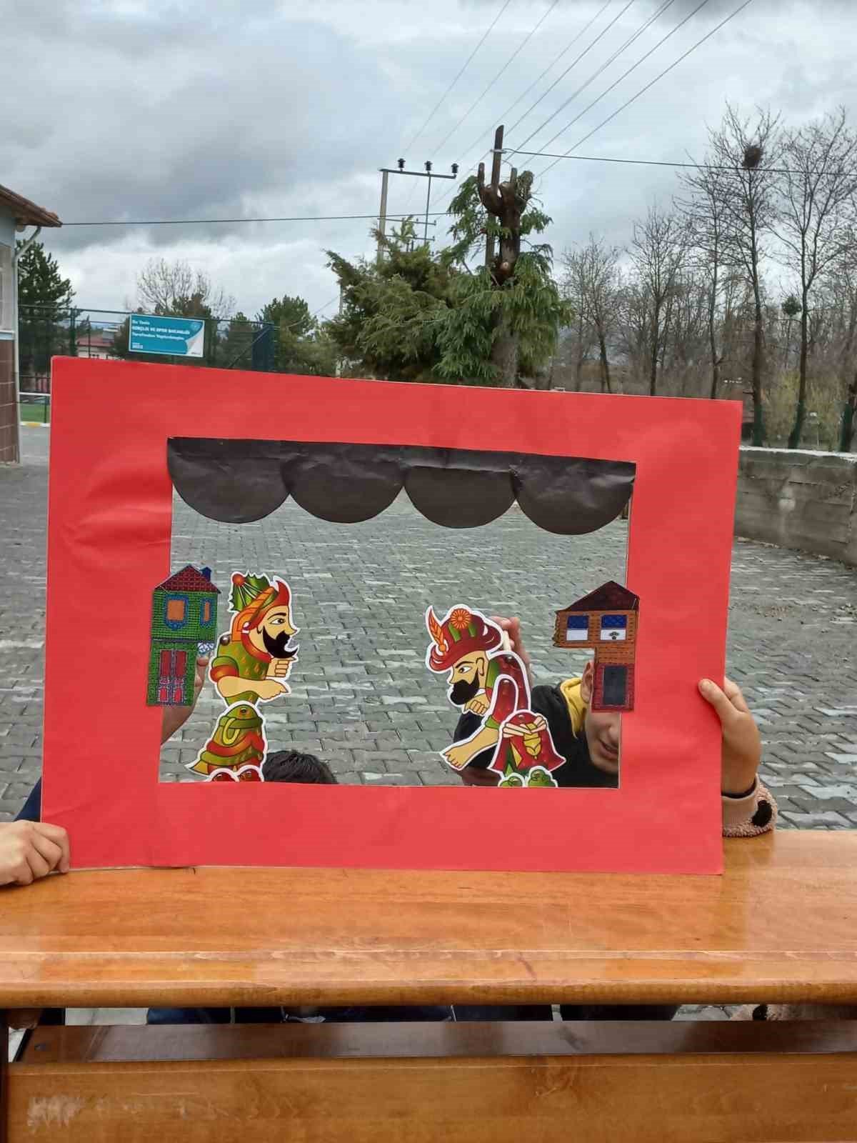 Okulda ’Hacivat-Karagöz’lü eğitim