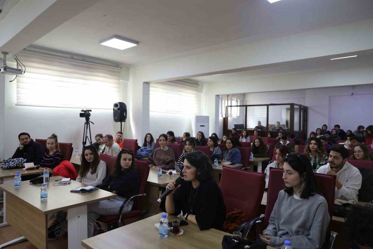 Başkan Atay, üniversite öğrencilerini ağırladı