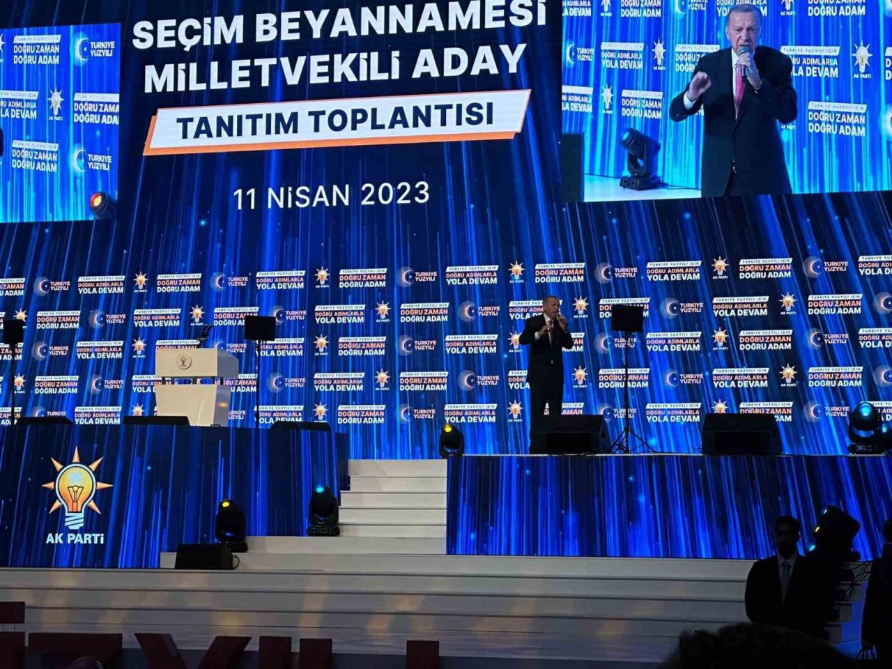 Başkan Büyükkılıç, AK Parti Seçim Beyannamesi ve Milletvekili Aday Tanıtım Toplantısı’na katıldı