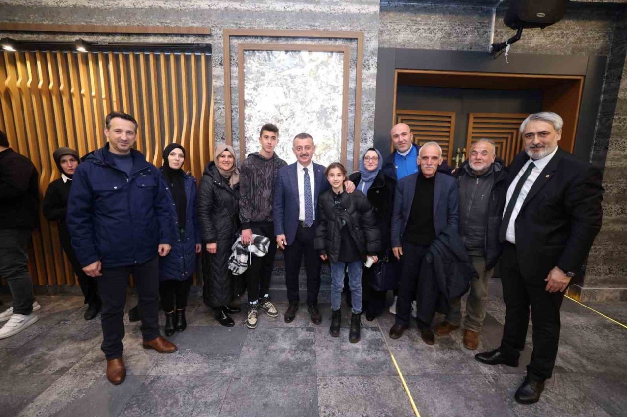 Başkan Büyükakın: "Kentin çocuklarını sporla ve güzel ahlakla buluşturmanızı istiyoruz”