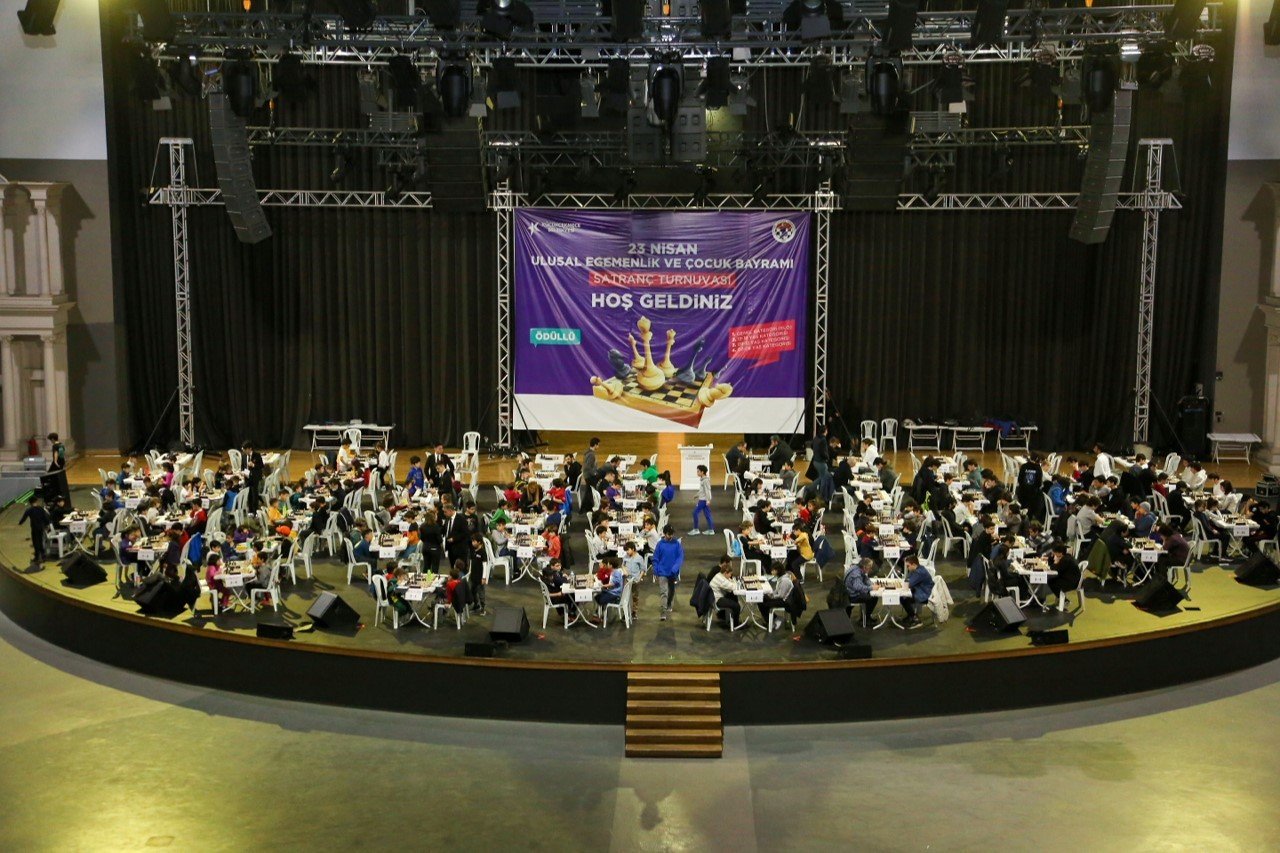 Küçükçekmece’de 23 Nisan satranç turnuvası heyecanı