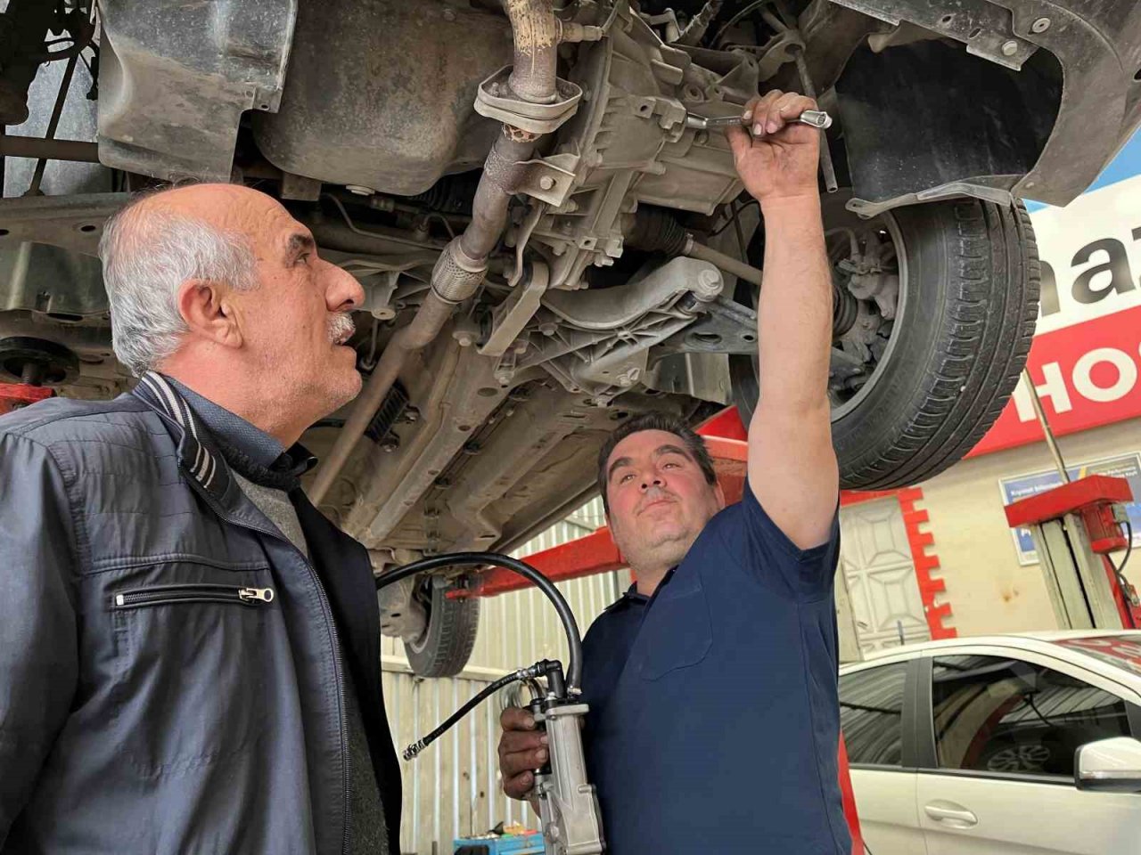 Manuel araçları yarı otomatiğe dönüştüren sistem: “Akıllı Debriyaj”