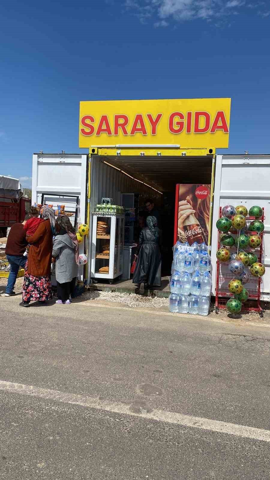 Malatyalı bakkal, depremde yıkılan ekmek teknesine ŞOK Marketler sayesinde yeniden kavuştu