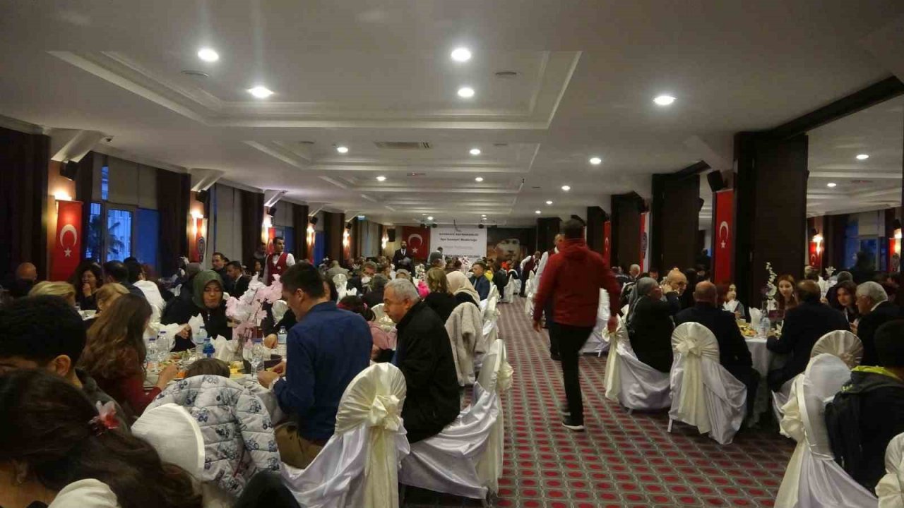 Marmaris’te iftar sofrası şehit yakınları ve gaziler için kuruldu