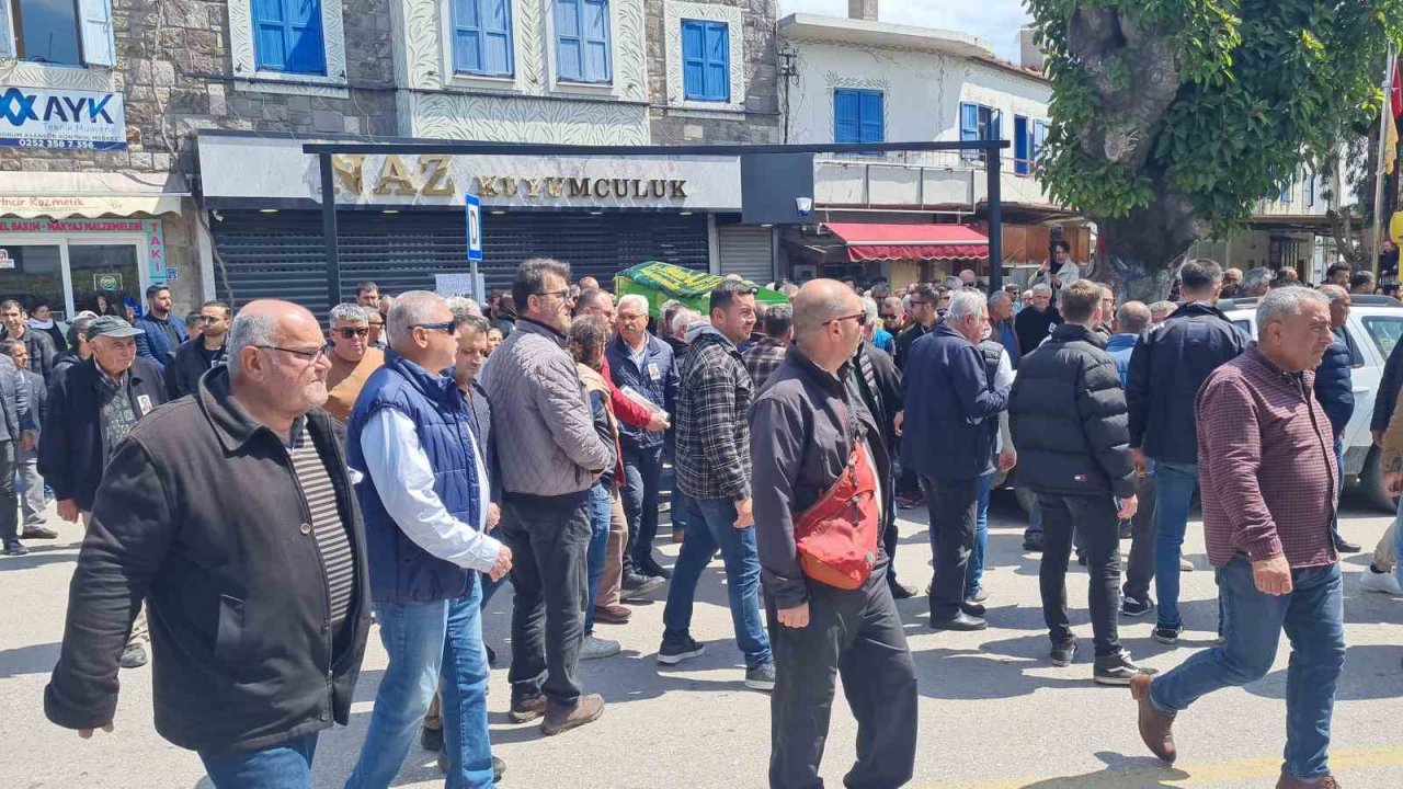 Aile faciasında ölen şahıs defnedildi