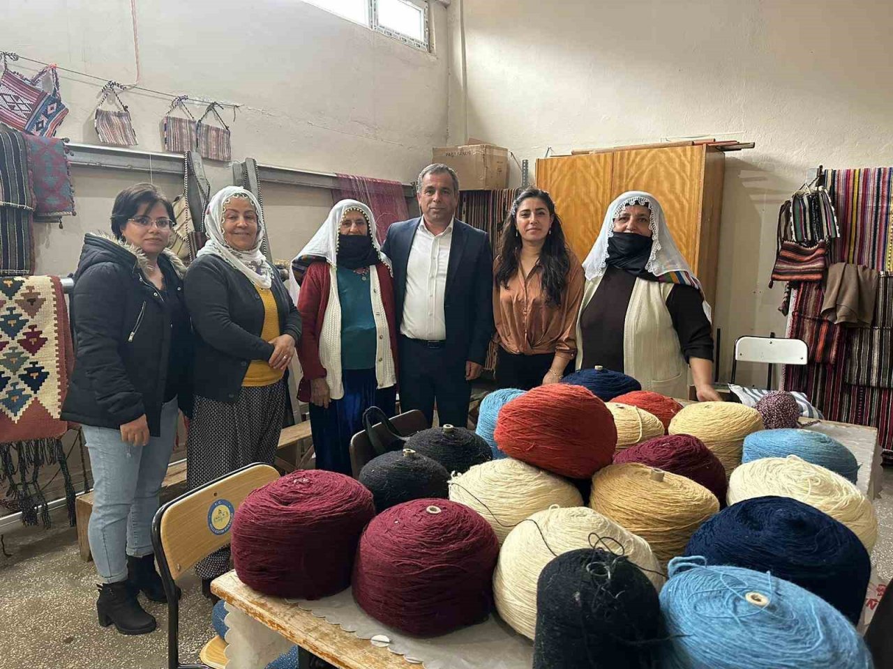 Başkan Geyik, “Üreten emekçi kadınlarımızın her zaman yanındayız”