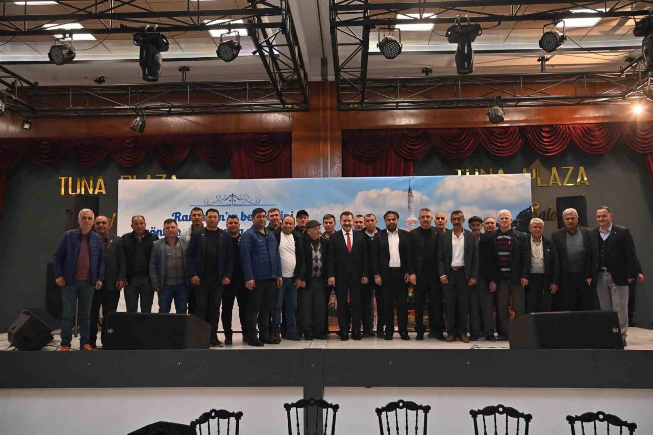 "Yeni yüzyılın Türkiye’sini muhtarlarla beraber inşa edeceğiz"