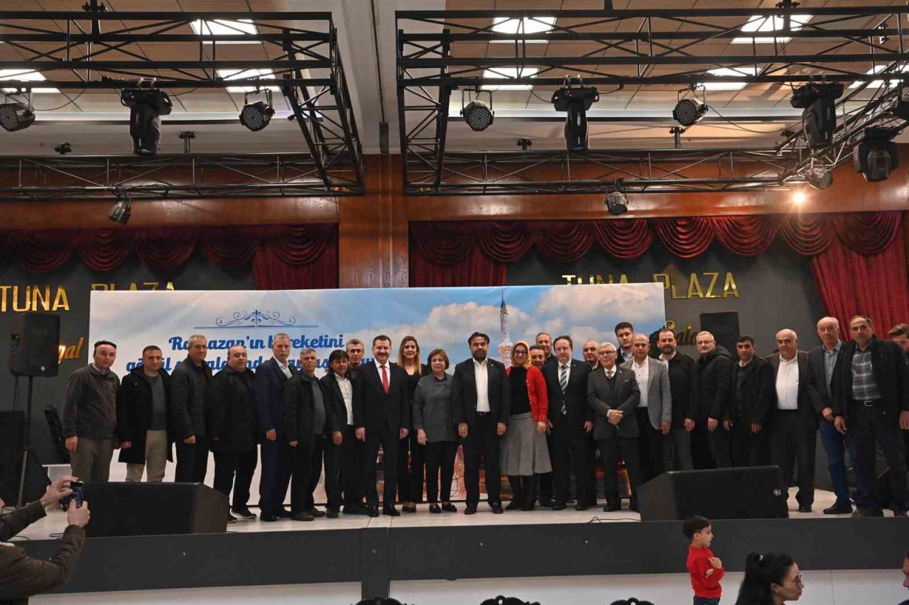 "Yeni yüzyılın Türkiye’sini muhtarlarla beraber inşa edeceğiz"