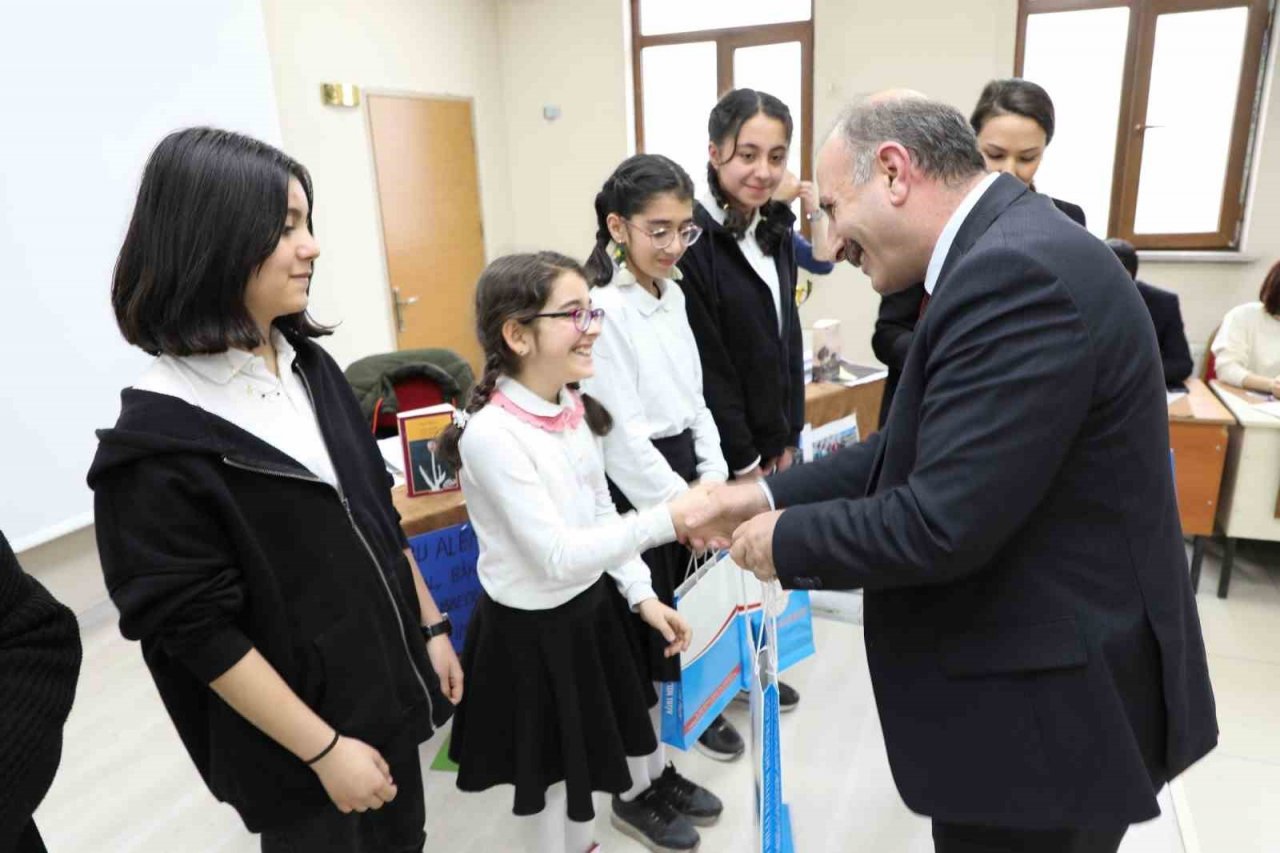 Ağrı’da okullar arası münazara yarışmaları