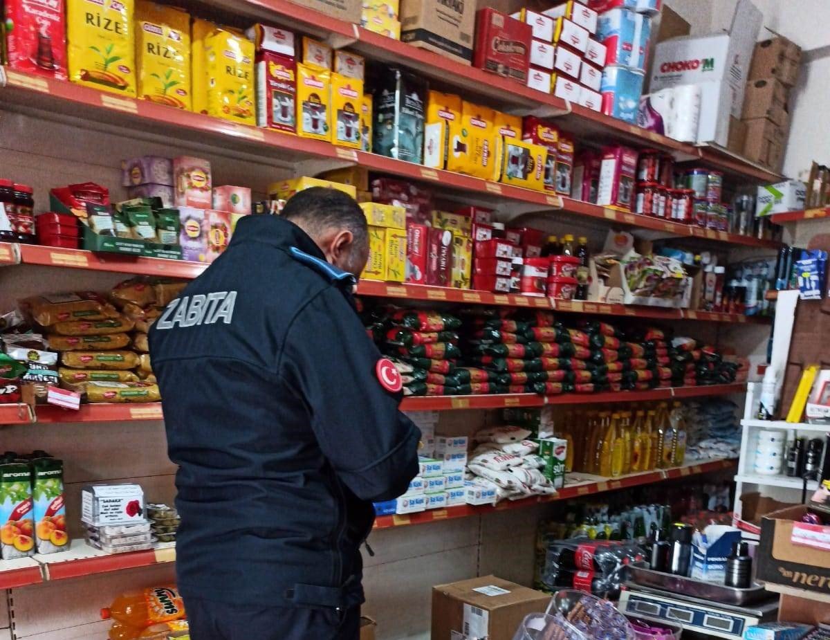 Yalova Altınova’da bakkallar denetlendi
