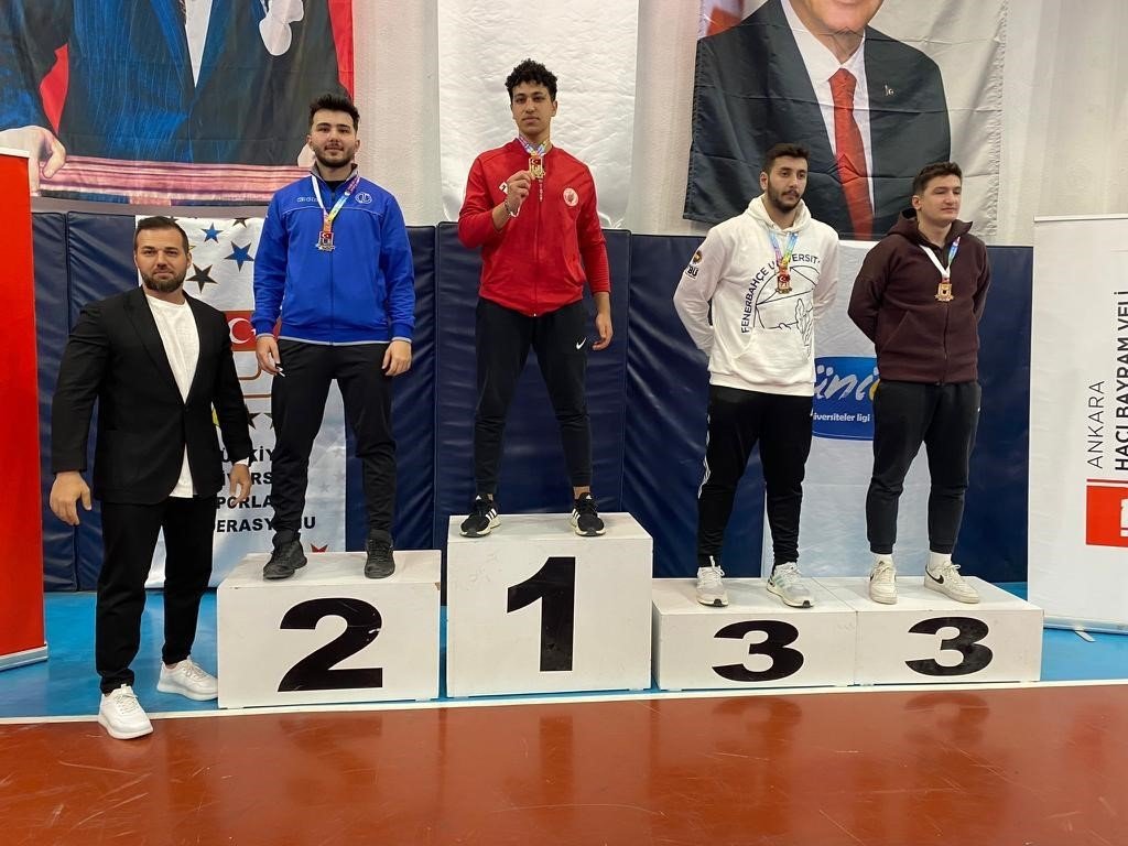 Anadolu Üniversiteli sporculardan ÜNİLİG Karate Türkiye Şampiyonası’nda büyük başarı